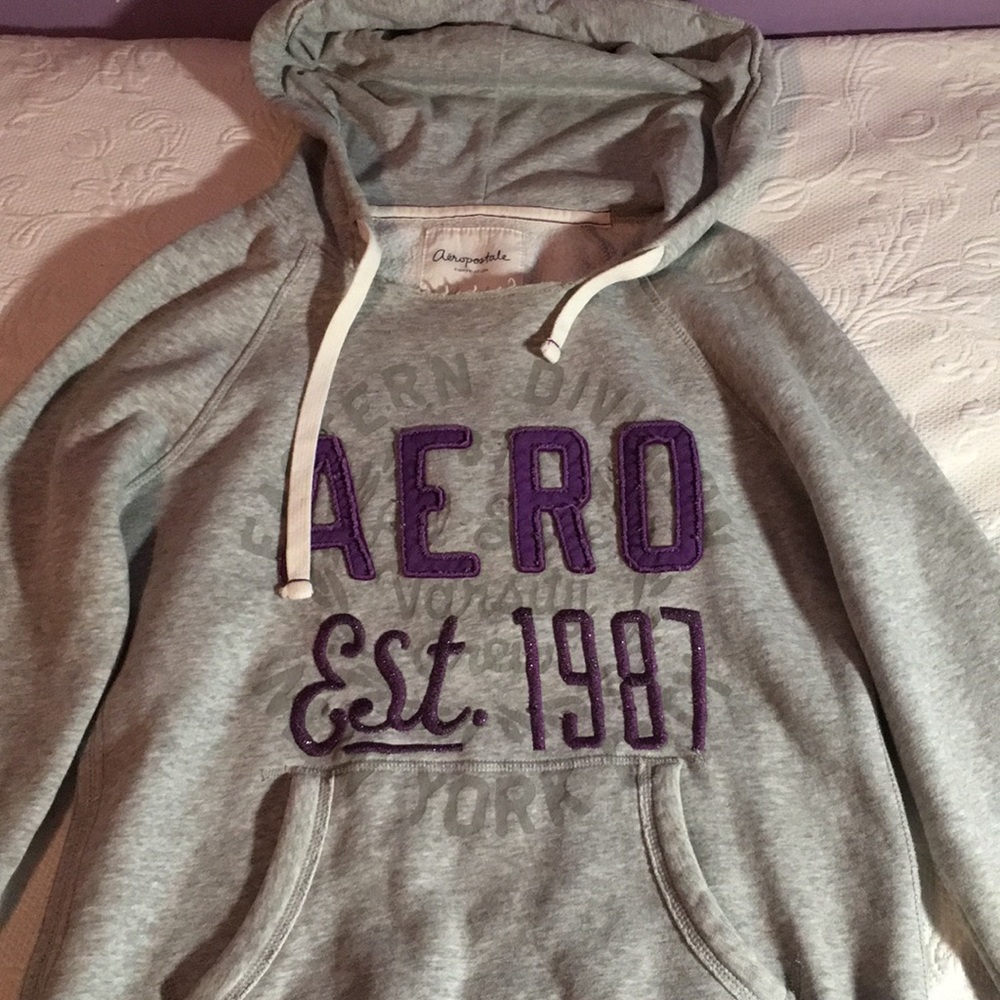 Aeropostal grey goodie